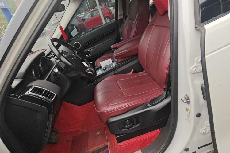 Used Land Rover Discovery 2018 3.0 SC V6 SE