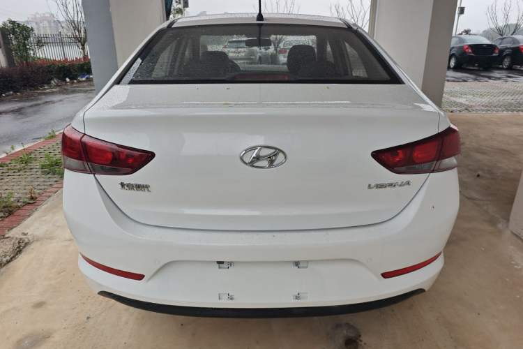 Used Hyundai Verna (new generation) 2016 1.4L Automatic Cool Edition GLS