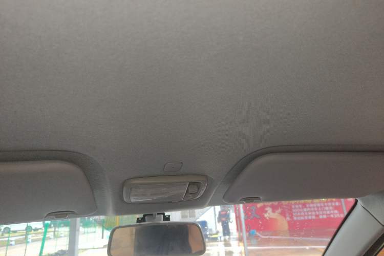 Used Chery QQ Ice Cream 2022 120km Conical Shape Lithium Iron Phosphate Headliner