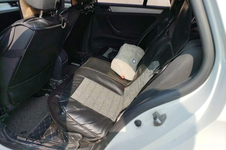 Used Volkswagen Bora 2014 1.6L Manual Fashion Edition