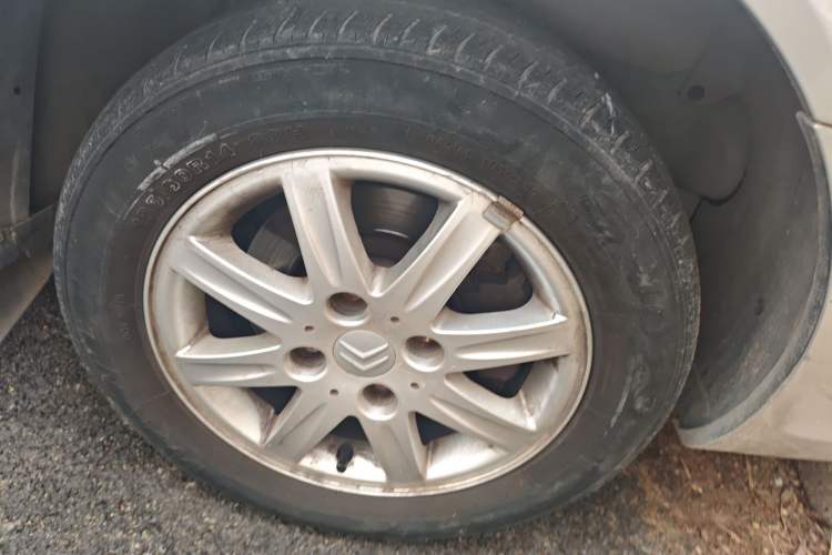 Used Citroen Elysee 2013 Sedan Classic 1.6L Manual Tech Model CNG