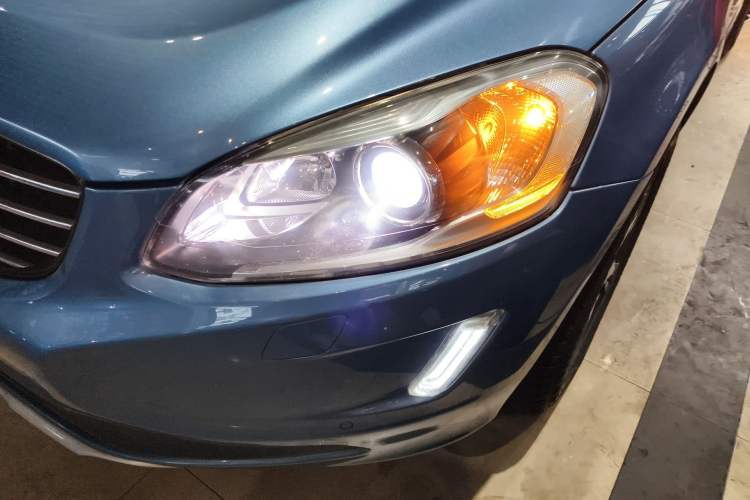 Used Volvo XC60 2015 T5 Zhiya Edition
