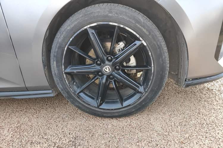 Used CHANGAN UNI-V 2022 1.5T Prestige Version