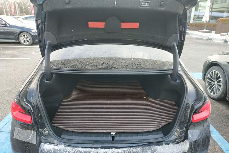 Used BMW 5 Series New Energy 2022 Second Facelift 535Le M Sport Package