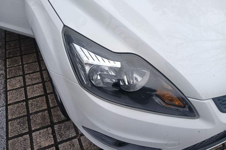 Used Ford Focus 2013 Hatchback Classic 1.8L Manual Base Model