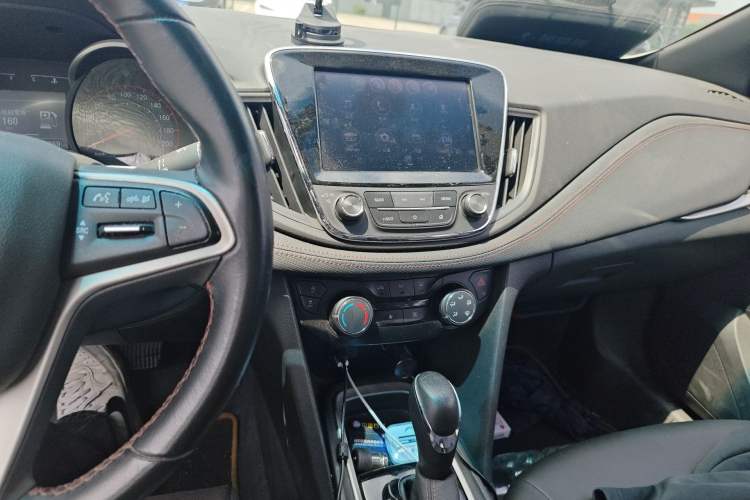 Used Chevrolet Monza 2019 RS 330T Automatic Comfort Edition China VI Standard Audio And AC Panel