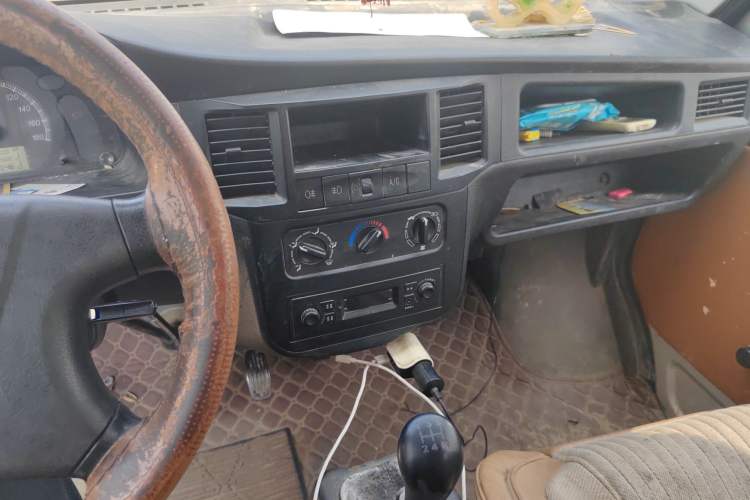 Used Wuling Zhiguang 2013 1.0L Base Version
