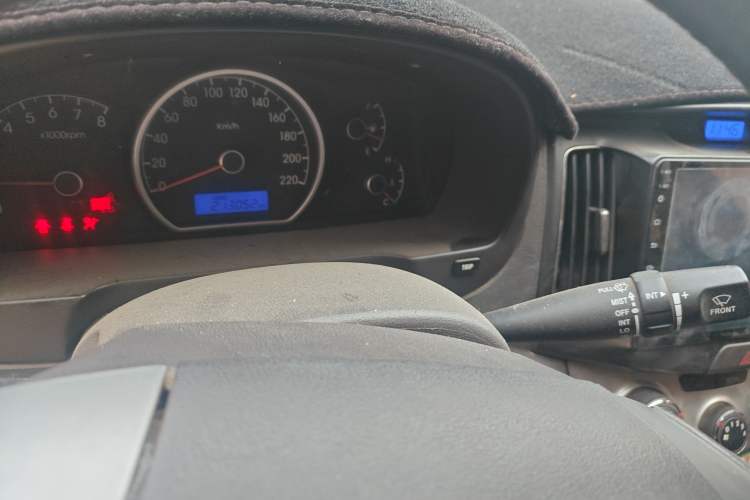 Used Hyundai Celesta 2011 1.6L Manual Comfort Edition
