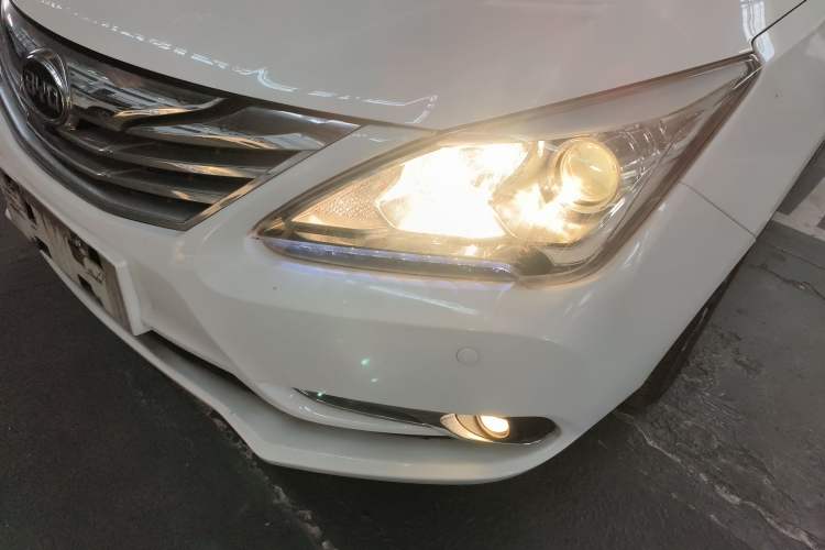 Used BYD G5 2014 1.5TID Automatic Flagship Model
