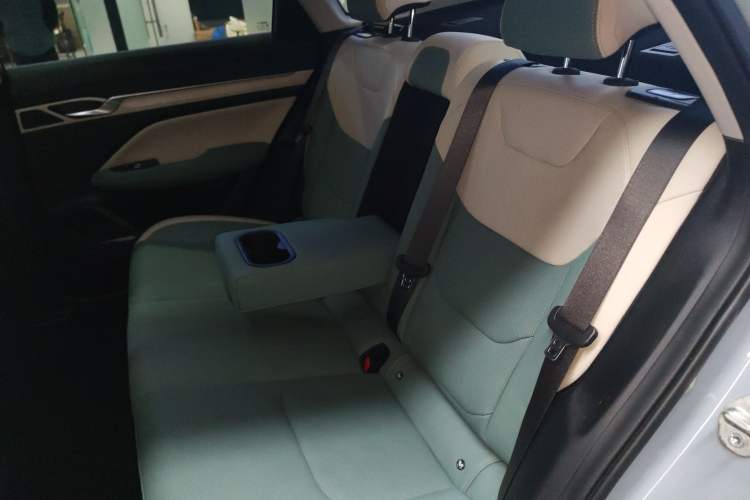 Used Geely Auto Emgrand L HiP 2022 1.5TD-DHT Pro 100KM Super Rui Left Rear Seat