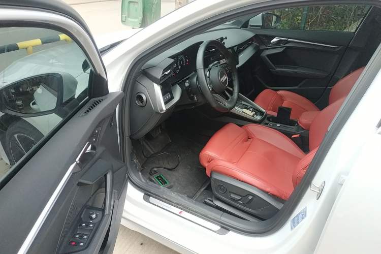 Used Audi A3 2024 Sportback 35 TFSI Fashionable Sports Model
