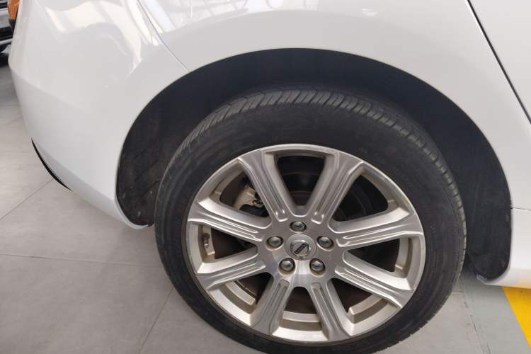 Used Volvo V40 2019 T3 Smart Luxury Edition
