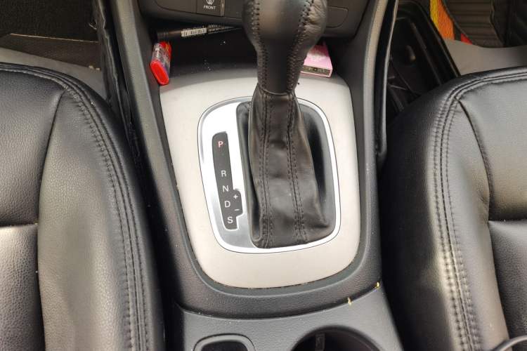 Used Audi Q3 2015 35 TFSI Ambition Edition Gear Lever