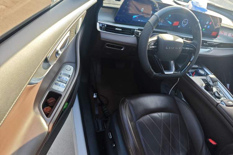 Used Chery Tiggo 8 PRO 2022 290T Two-Wheel Drive Haohan Edition 7 Seats
