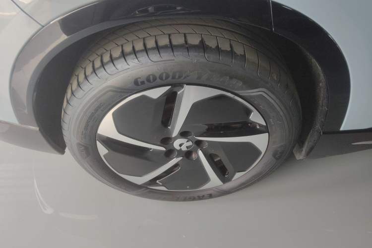 Used Nio ES6 2025 100 kWh Right Rear Wheel Hub