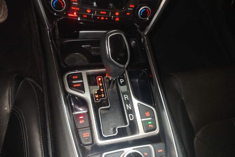 Used Geely Auto Emgrand GT 2015 1.8T Premium Model Gear Lever