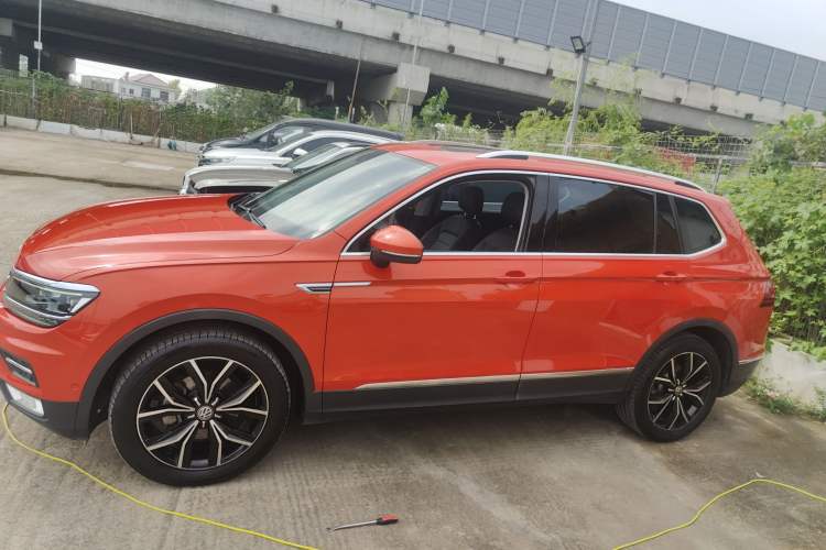 Used Volkswagen Tiguan L 2018 330TSI Automatic Two-Wheel Drive Flagship Edition
