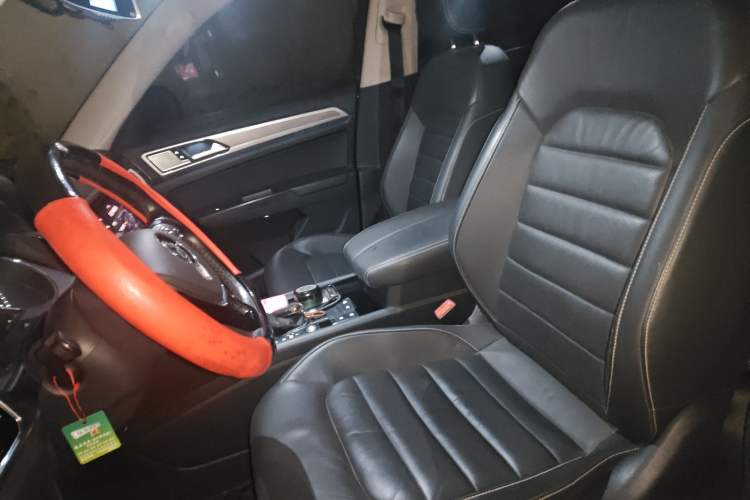 Used Volkswagen Teramont 2019 330TSI Two-Wheel-Drive Luxury Edition China V Standard
