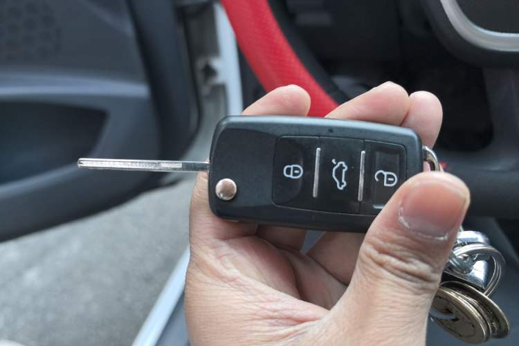 Used Peugeot 508 2013 2.0L 2nd Anniversary Edition with Automatic Sunroof – Classic Version
