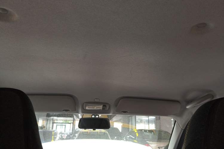 Used Chery New Energy QQ Ice Cream 2022 170km Sundae Phosphate Lithium-Ion