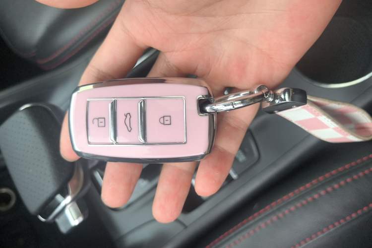 Used CHANGAN CS75 2014 1.8T Automatic Elite Model China IV Standard
