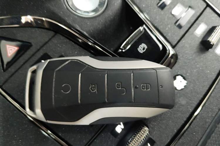 Used BYD Han 2020 DM Four-Wheel Drive Performance Edition Luxury Model
