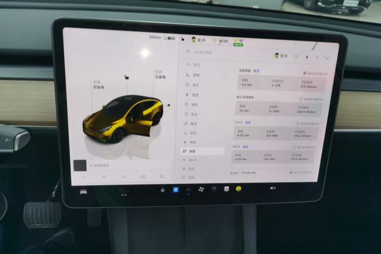 Used Tesla Model Y 2022 Long-Range All-Wheel-Drive Version
