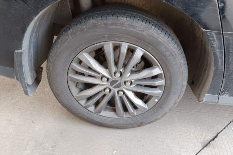 Used SAIC MAXUS G50 2023 1.5T Manual Comfort B Trim