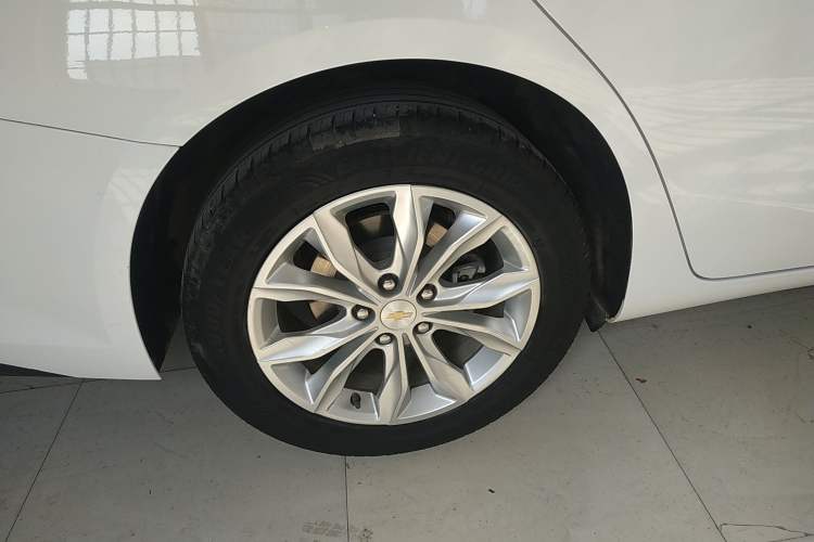 Used Chevrolet Malibu XL 2022 535T Automatic RuiLian Edition Right Rear Wheel Hub