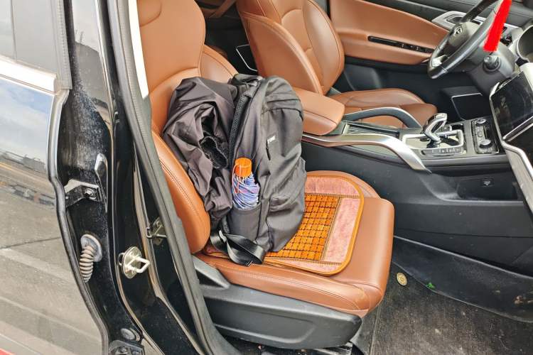 Used Geely Auto Emgrand X7 Sport 2021 1.8TD DCT Two-Wheel Drive Asian Games Edition Right Front Seat