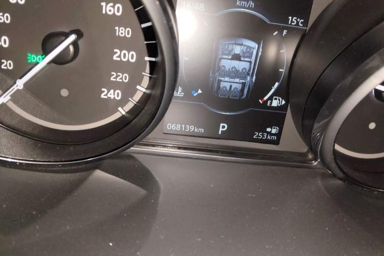 Used Land Rover Discovery 2017 3.0 SC V6 SE