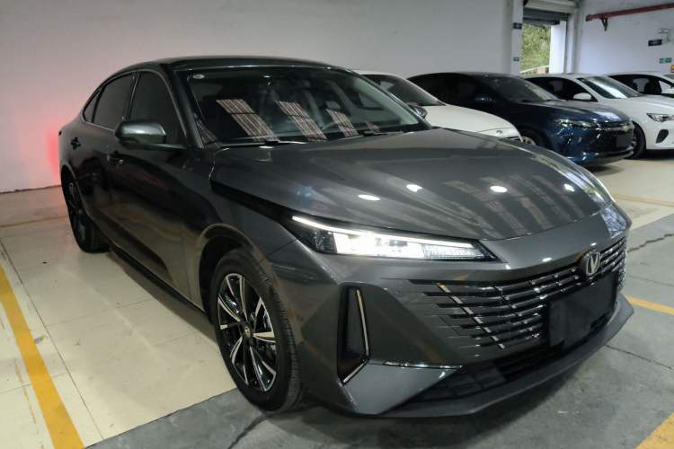 Used CHANGAN Eado 2025 Blue Whale 1.5T 500Bar Prestige Model
