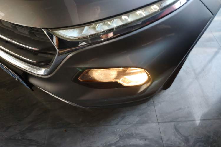 Used Baojun 510 2017 1.5L Automatic Fashion Model