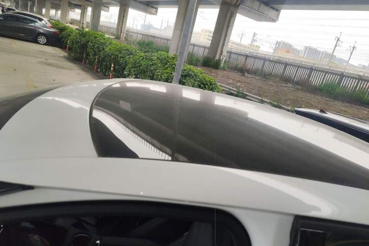 Used Volkswagen ID.UNYX 2024 Ultra Long-Range Version Roof