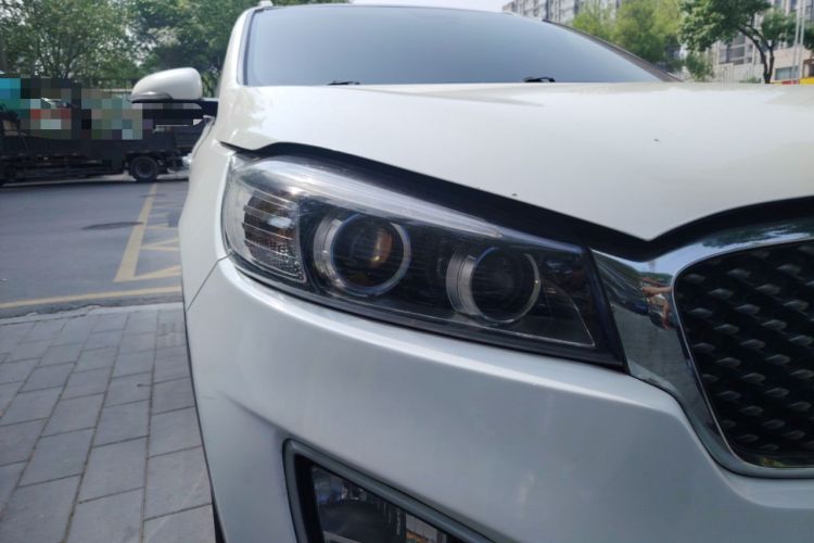 Used Kia Sorento 2015 Sorento L 2.4L Gasoline 4WD Elite Edition 7 Seats China IV Standard
