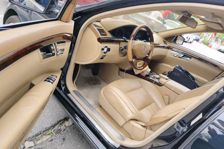 Used Mercedes-Benz S-Class 2012 S 400 L HYBRID Grand Edition
