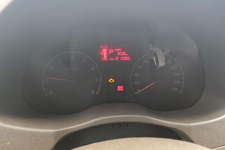 Used Hyundai Verna (older generation) 2010 Sedan 1.4L Automatic Comfort Model GS
