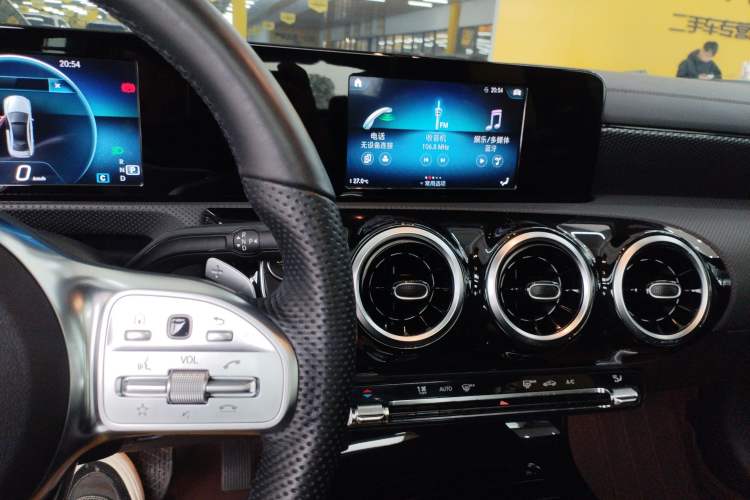 Used Mercedes-Benz A-Class 2019 A 180 L Sport Sedan Audio And AC Panel