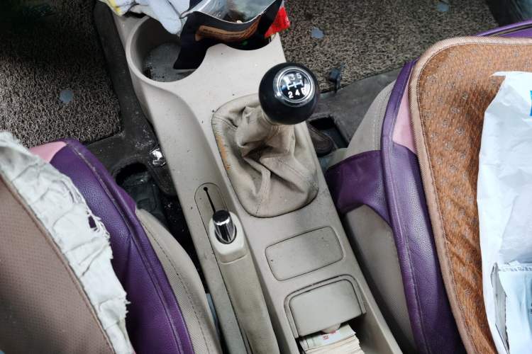 Used Kia Sportage 2013 2.0L Manual Two-Wheel Drive GL Trim
