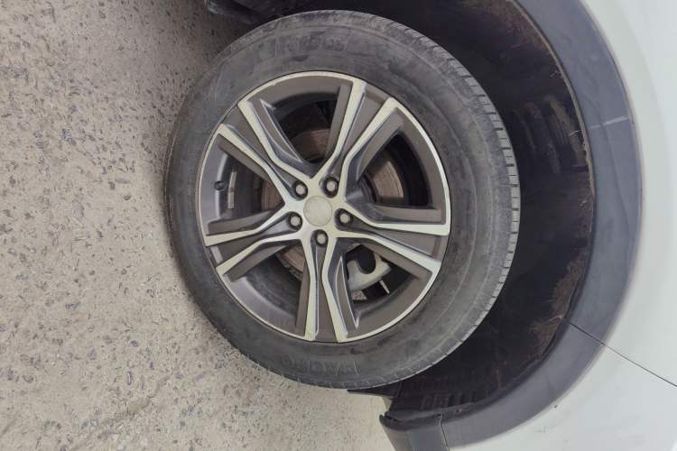 Used Lifan Auto X80 2017 2.0T Automatic Comfort Model
