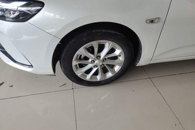 Used Chevrolet Monza 2024 1.5L Dual-Clutch Enjoyment Edition Left Front Wheel Hub