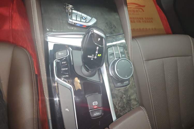 Used BMW 5 Series 2020 525Li M Sport Package