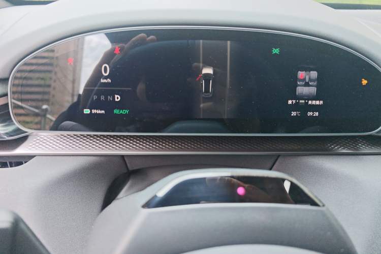 Used Zeekr 7X 2025 75 kWh Rear-Wheel Drive Intelligent Driving Version Instrument Cluster