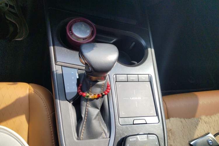 Used Lexus UX 2020 260h Explore-Cool Edition