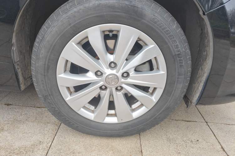 Used Nissan Teana 2016 Revised Version 2.0L XL Comfort Edition Right Front Wheel Hub