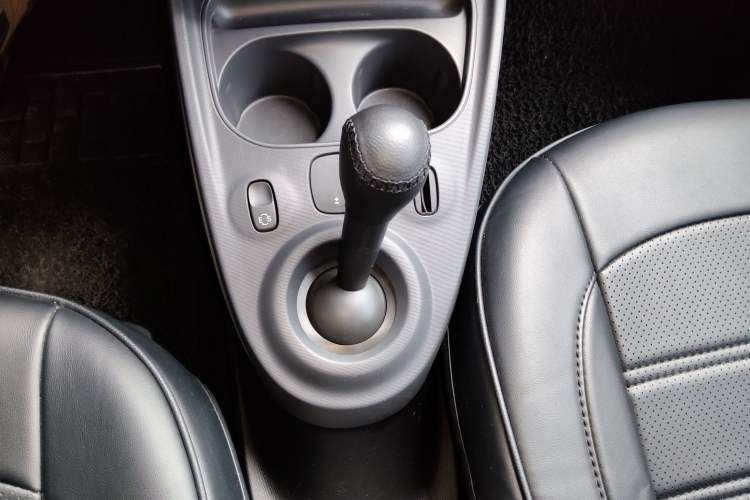 Used smart forfour 2016 1.0L 52 kW Dynamic Edition
