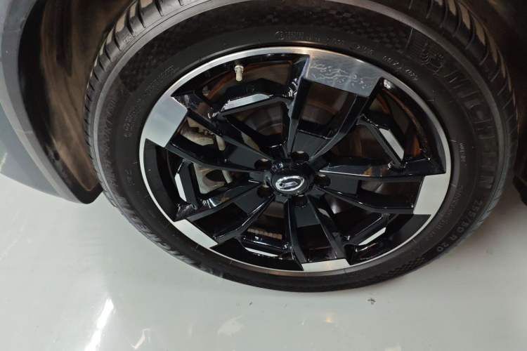 Used GAC Trumpchi ES9 2024 PHEV 143km Traveler Pro Left Front Wheel Hub