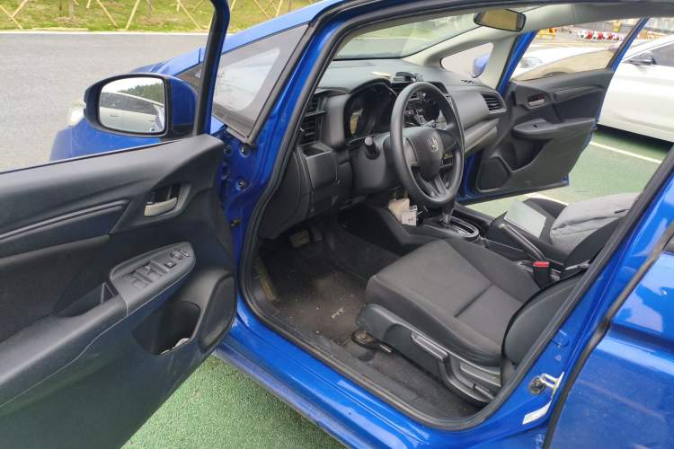 Used Honda Fit 2018 1.5L CVT Comfort Version Driver Seat