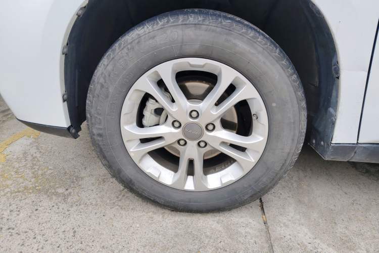 Used Haval M6 2018 Revised Version 1.5T DCT Two-Wheel Drive Elite Edition
