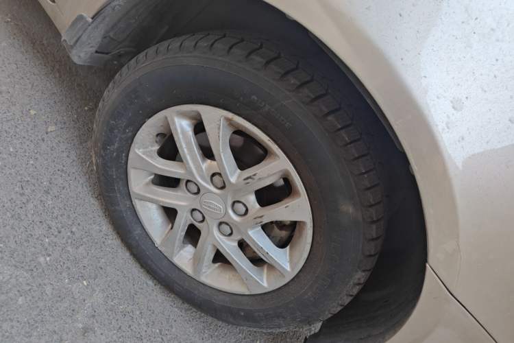 Used Geely Auto Emgrand 2017 Sedan Million Edition 1.5L Manual Luxury Model